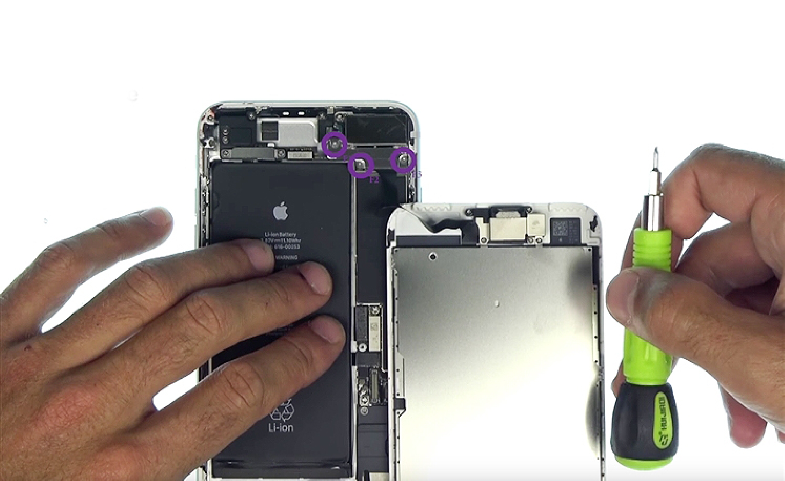 Changement d'écran complet pré-monté (châssis+vitre+LCD) sur iPhone 7 Plus photo 1